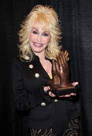 Dolly Parton Richest singer in the world